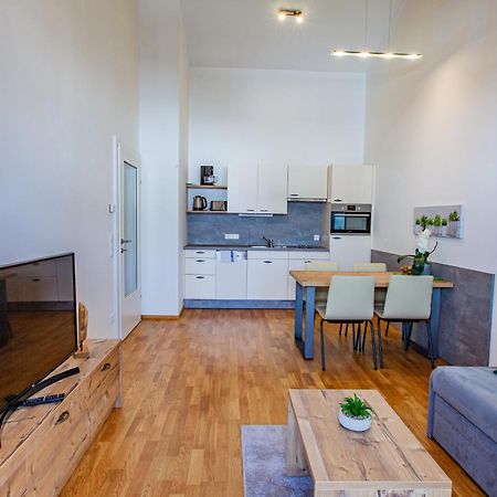 Happy Aich 2 By Alpenidyll Apartments Екстер'єр фото